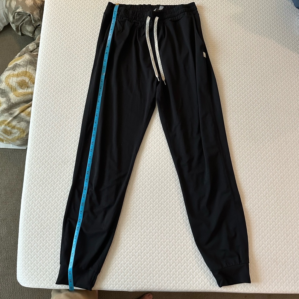 Ladies women’s Black Vuori performance joggers Pants jogger medium size m